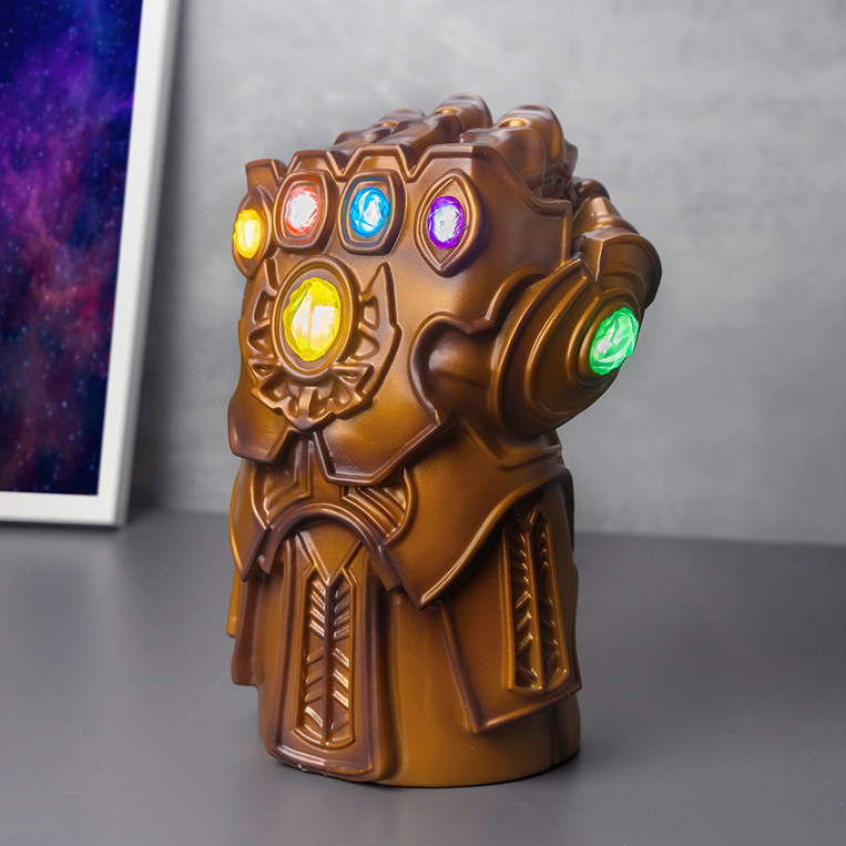 Marvel 3D Replica Desk Light Thanos 25 cm - UK15414