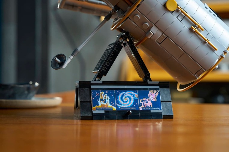 LEGO Hubble Space Telescope - 11382