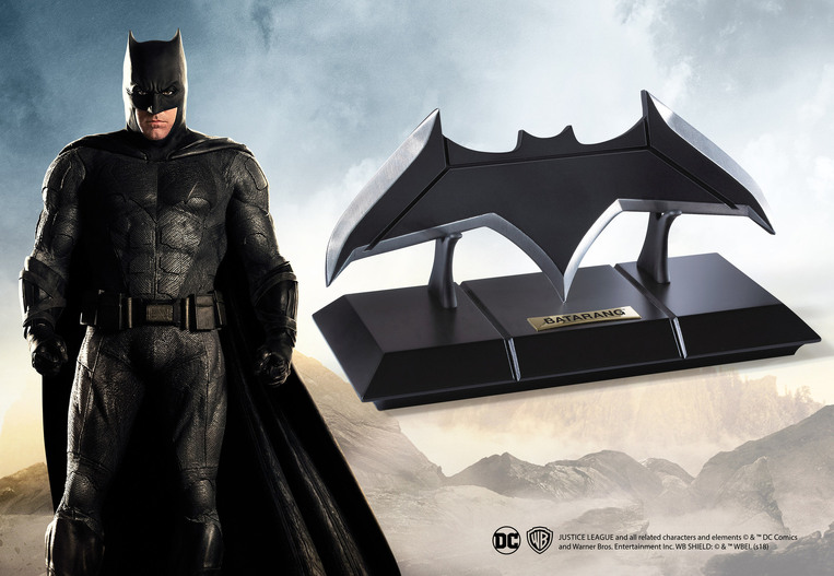 DC Comics - Batman Batarang Prop Replica - NN3200