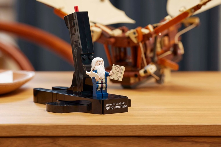 LEGO Icons Leonardo da Vinci's Flying Machine - 10363