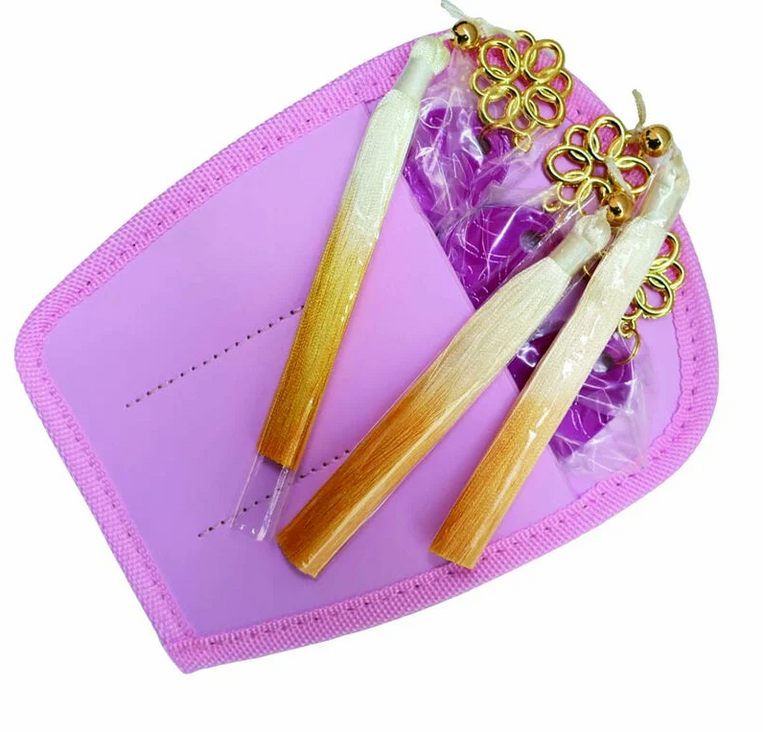 Kpop Demon Hunters Set of 3 Throwing Knives, 19 cm. Zoey Huntrix - S8103