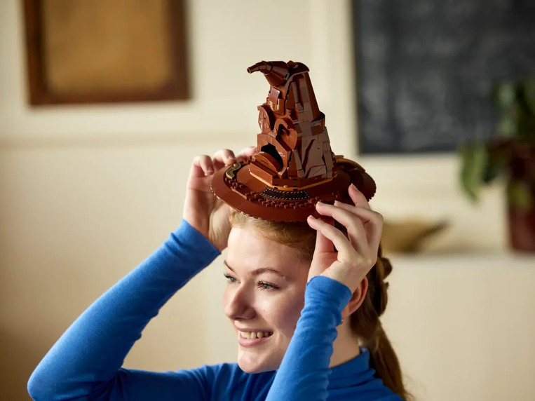 LEGO Harry Potter Talking Sorting Hat - 76429