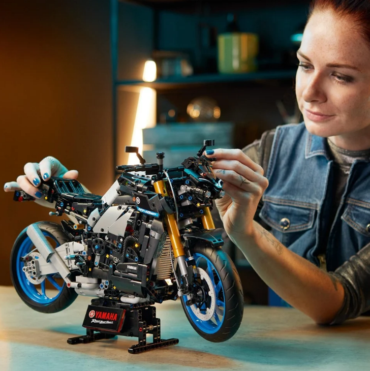 Lego Technic Yamaha MT-10 SP - 42159