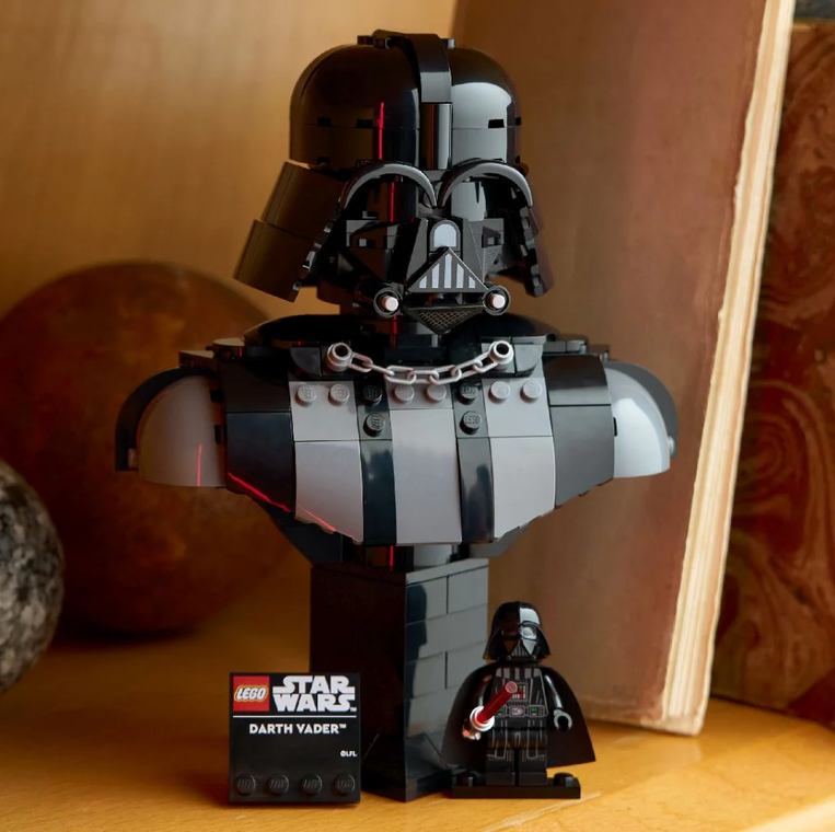LEGO Star Wars Darth Vader Bust - 75439