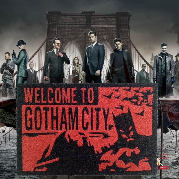 DC Comics Batman (Red - Welcome To Gotham) Doormat - GP85945