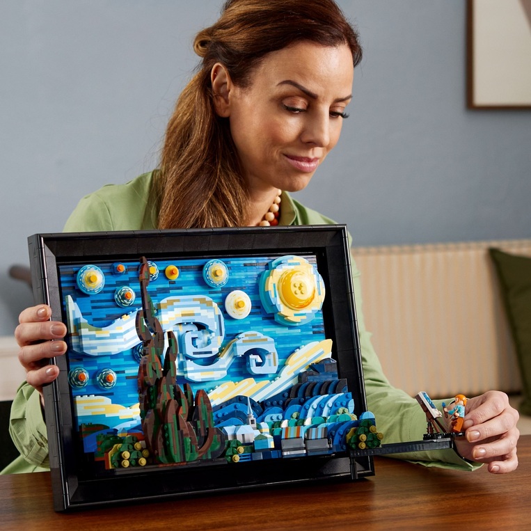 LEGO Ideas Vincent Van Gogh: The Starry Night - 21333