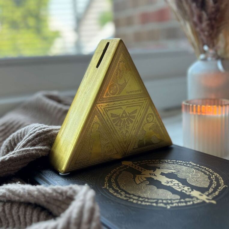 The Legend of Zelda Triforce-Shaped Money Bank - 