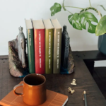 The Lord of the Rings Argonath Bookends - SLIB02