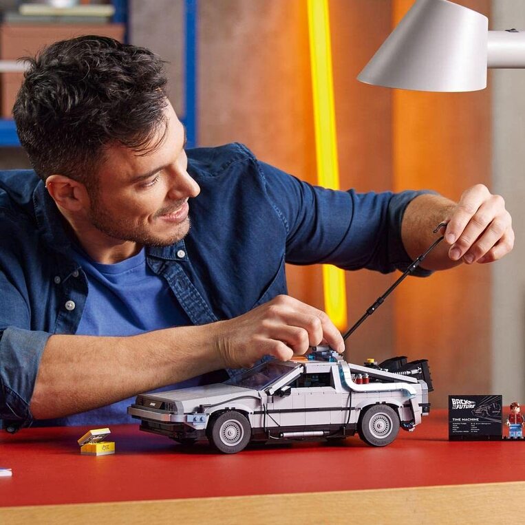 LEGO Back to the Future Time Machine - 10300