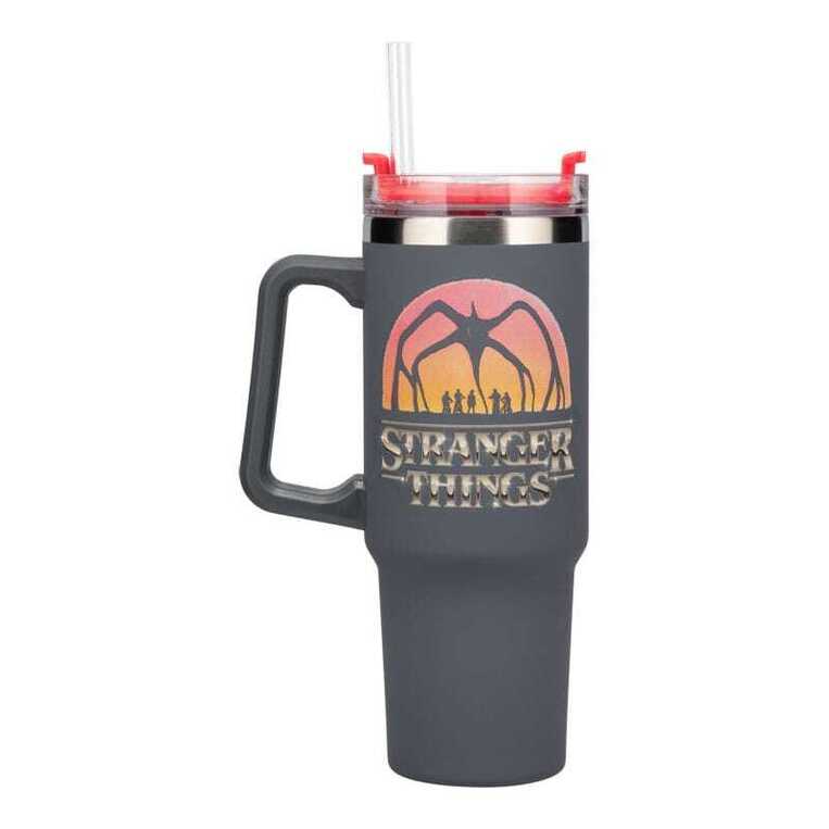 Stranger Things 5 Drinking cup with straw 900 ml - PP14605ST