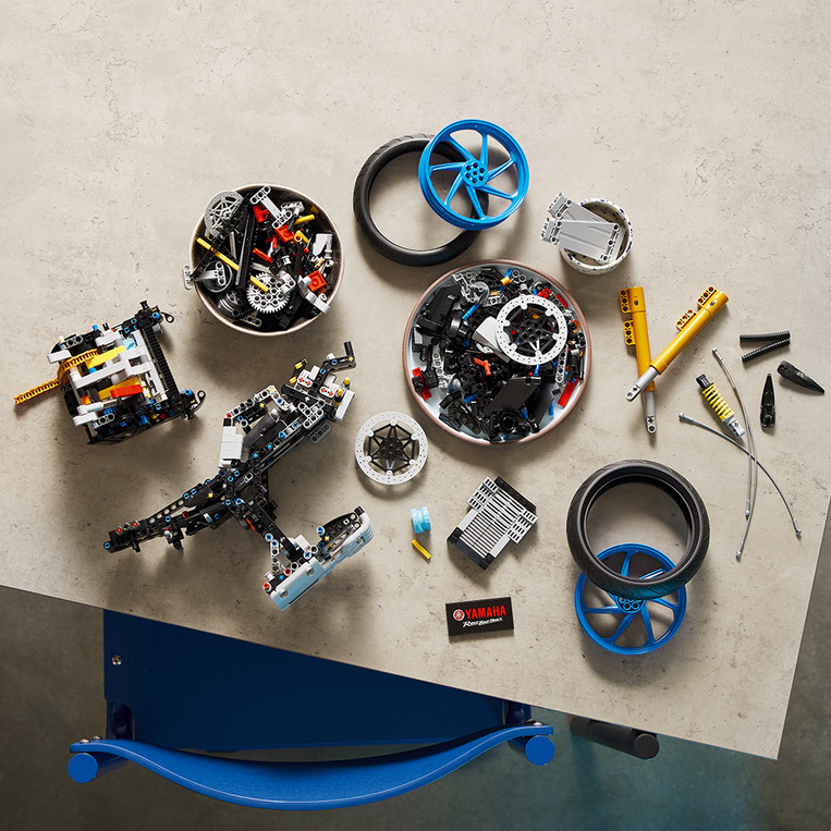Lego Technic Yamaha MT-10 SP - 42159