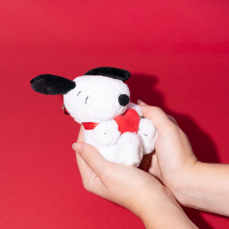 Peanuts Snoopy Plush Keychain - KRE43