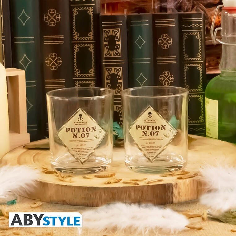 Harry Potter Bottle And Glasses Potion Set - ABYTAB060
