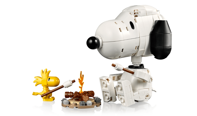 LEGO Peanuts: Snoopy's Doghouse - 21368
