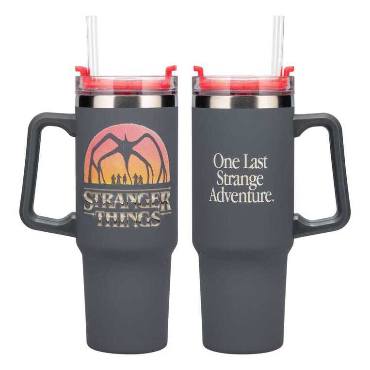 Stranger Things 5 Drinking cup with straw 900 ml - PP14605ST