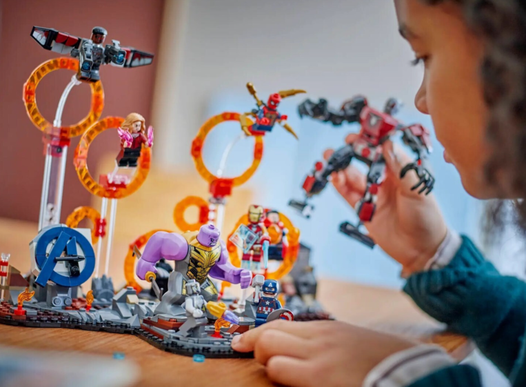 LEGO Super Heroes Avengers: Endgame Final Battle - 76323