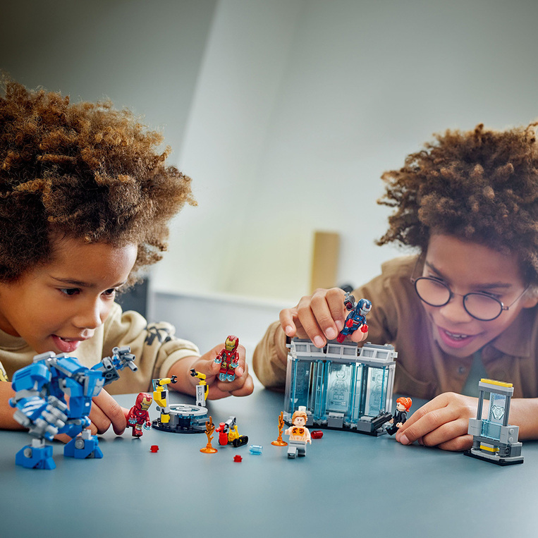 LEGO Super Heroes Iron Man's Laboratory: Hall Of Armor - 76315