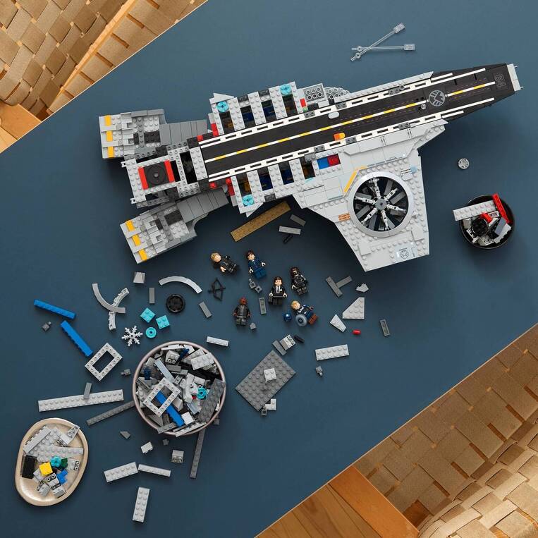 LEGO Marvel S.H.I.E.L.D. Helicarrier - 76354