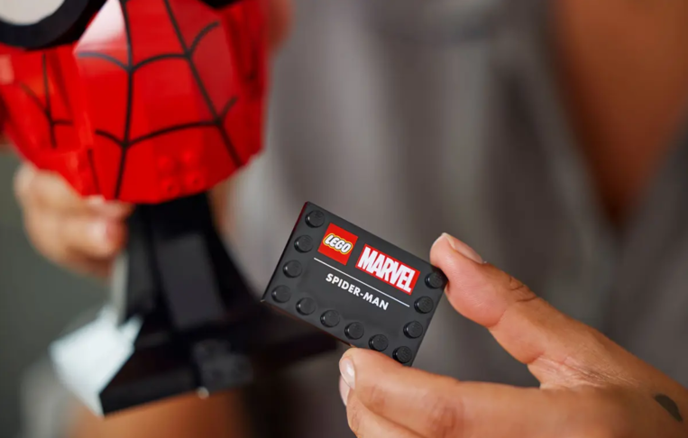 LEGO Spider-Man's Mask - 76285