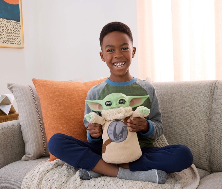 Star Wars The Mandalorian & Grogu The Interactive Companion 25cm Grogu Plush Toy with Open-Up Eyes - JKN44