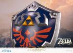 The Legend of Zelda Breath of the Wild PVC Statue Hylian Shield Standard Edition 29 cm - F4FBOTWHS