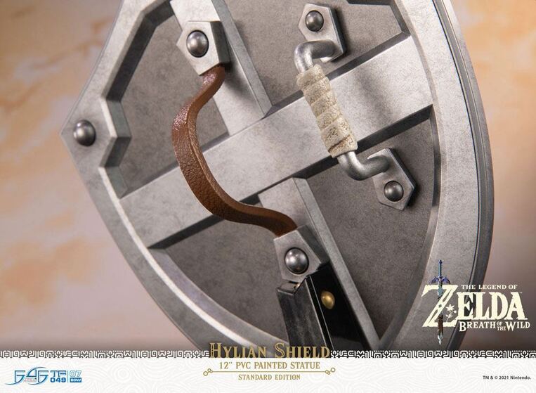 The Legend of Zelda Breath of the Wild PVC Statue Hylian Shield Standard Edition 29 cm - F4FBOTWHS