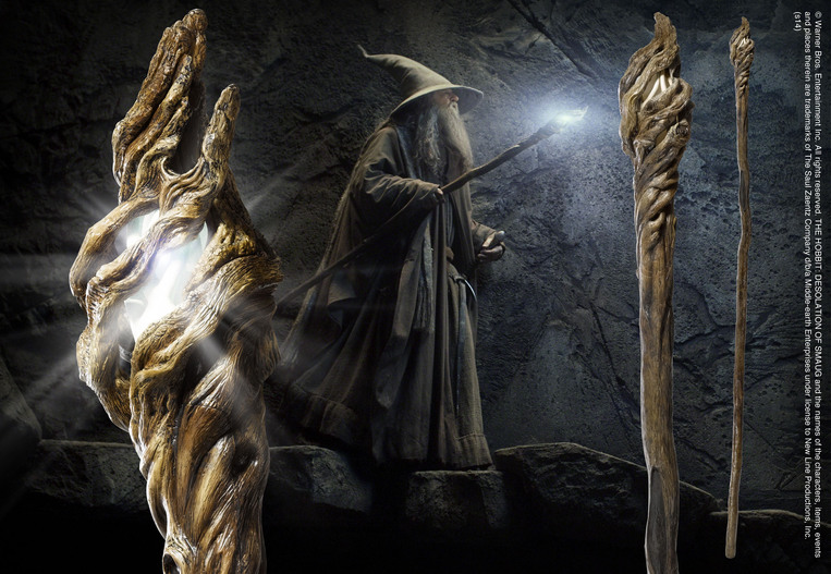 Lord of the Rings (The Hobbit) GANDALF Illuminating Staff - NN1247