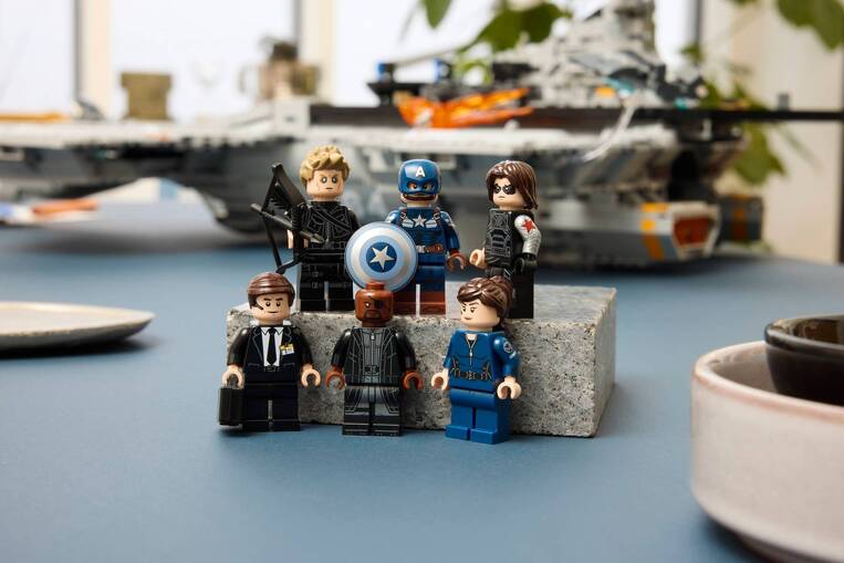 LEGO Marvel S.H.I.E.L.D. Helicarrier - 76354