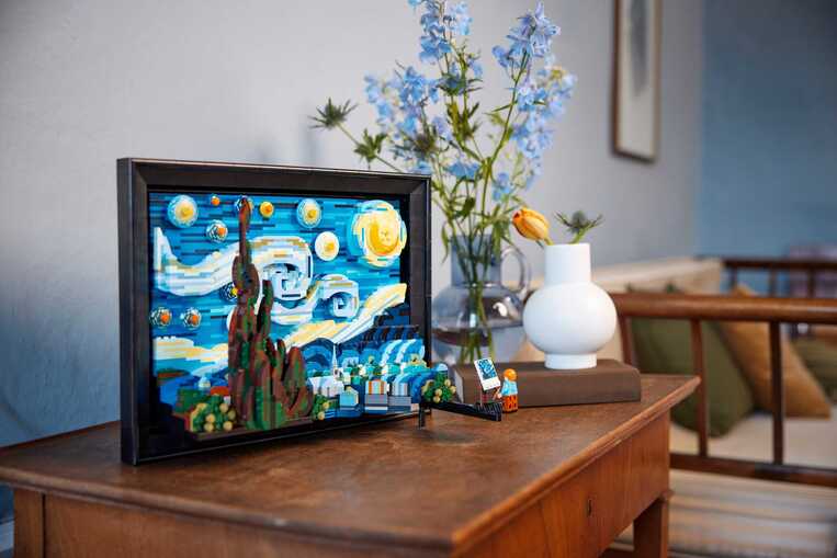 LEGO Ideas Vincent Van Gogh: The Starry Night - 21333