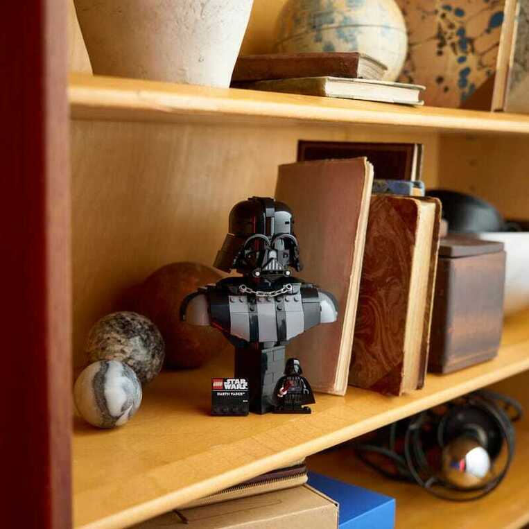 LEGO Star Wars Darth Vader Bust - 75439
