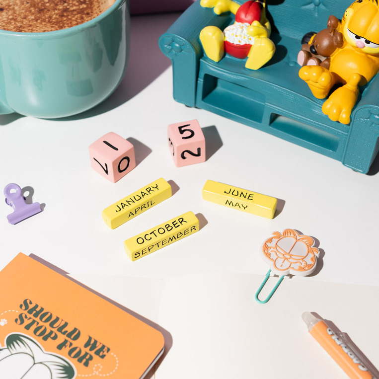 Garfield 3D Perpetual Calendar - FQS260120