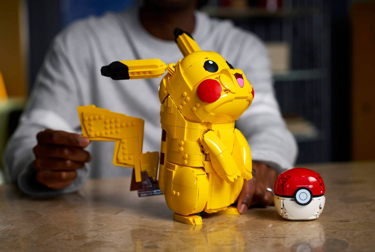 LEGO Pokemon Pikachu and Poké Ball - 72152