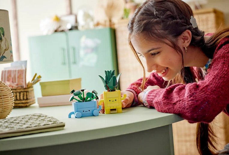 LEGO Botanicals Happy Plants - 10349