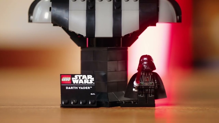 LEGO Star Wars Darth Vader Bust - 75439