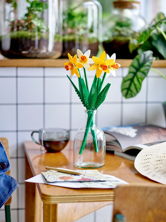 LEGO Daffodils - 40747