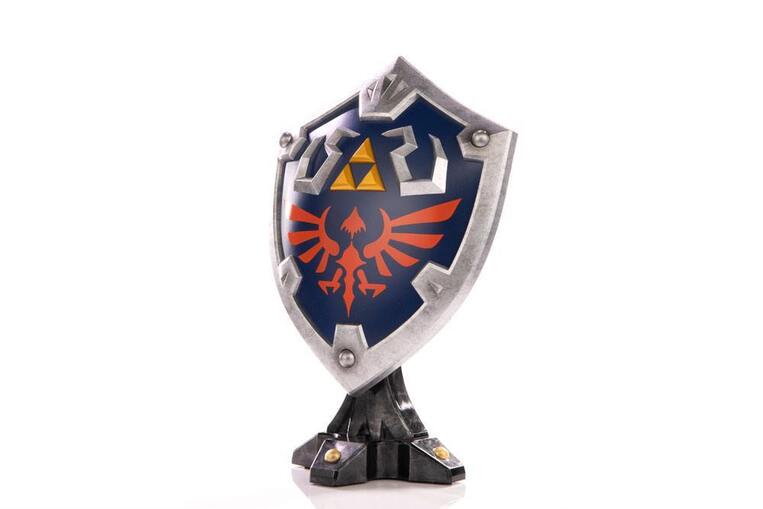 The Legend of Zelda Breath of the Wild PVC Statue Hylian Shield Standard Edition 29 cm - F4FBOTWHS