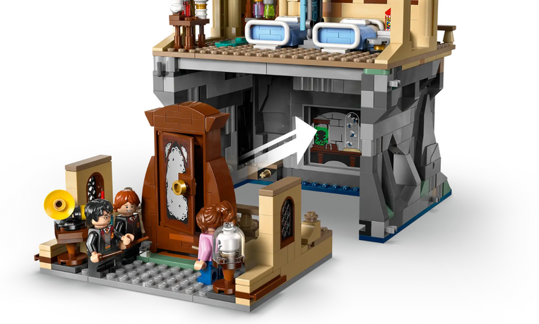 LEGO Harry Potter Hogwarts™ Castle: Hospital Wing - 76463