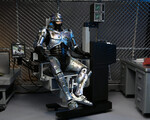 RoboCop Action Figure Ultimate Battle Damaged RoboCop with Chair 18 cm - NECA42142