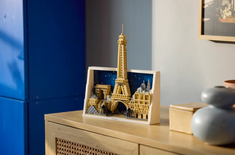 LEGO Architecture Paris City of Love - 21064