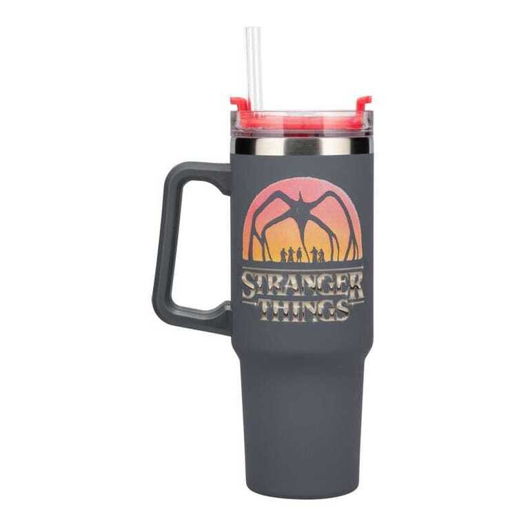 Stranger Things 5 Drinking cup with straw 900 ml - PP14605ST