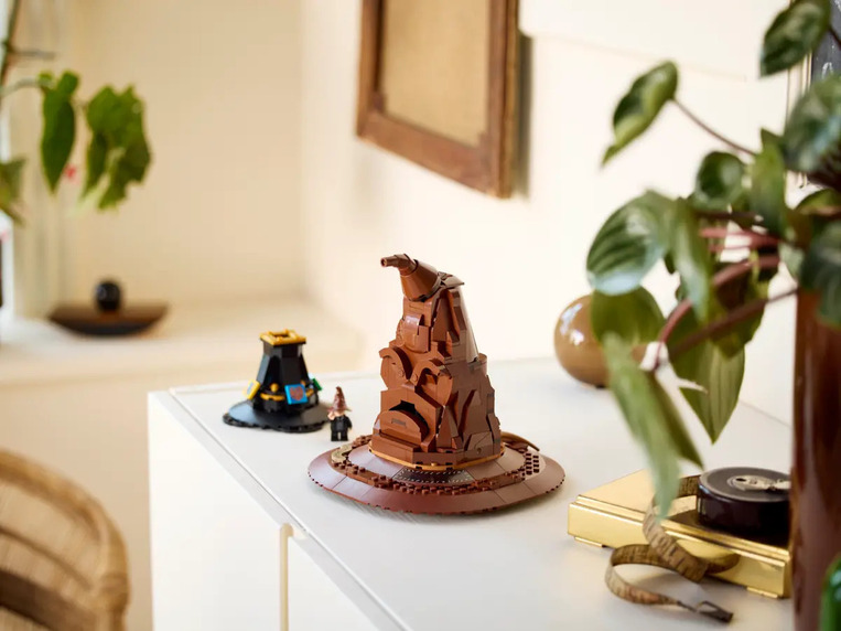 LEGO Harry Potter Talking Sorting Hat - 76429
