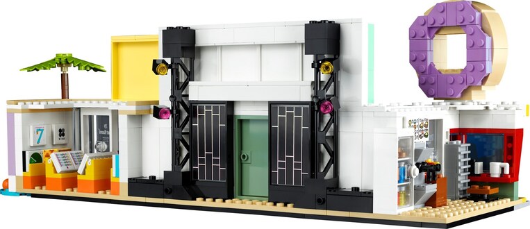 LEGO Ideas BTS Dynamite - 21339