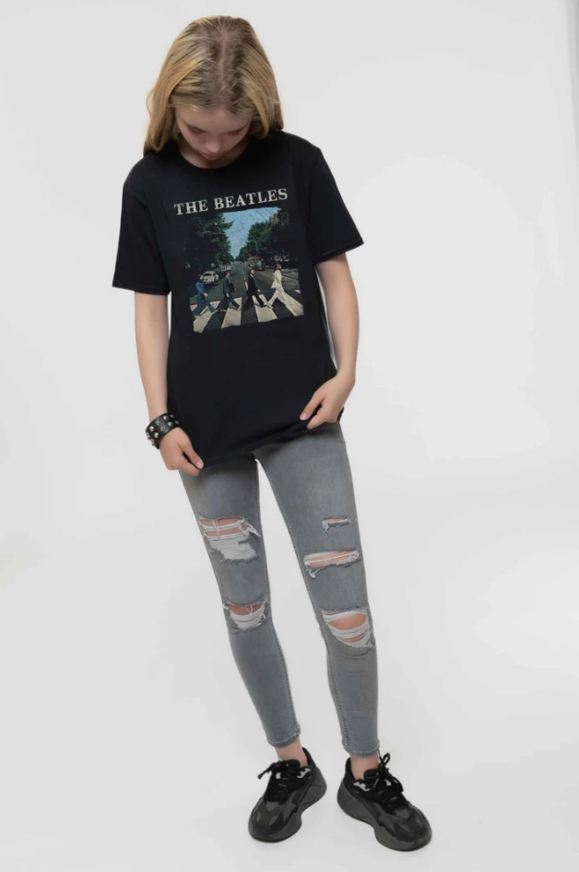 The Beatles Kids T-Shirt: Abbey Road & Logo (Black) - BEATTEE46BB- 3-4