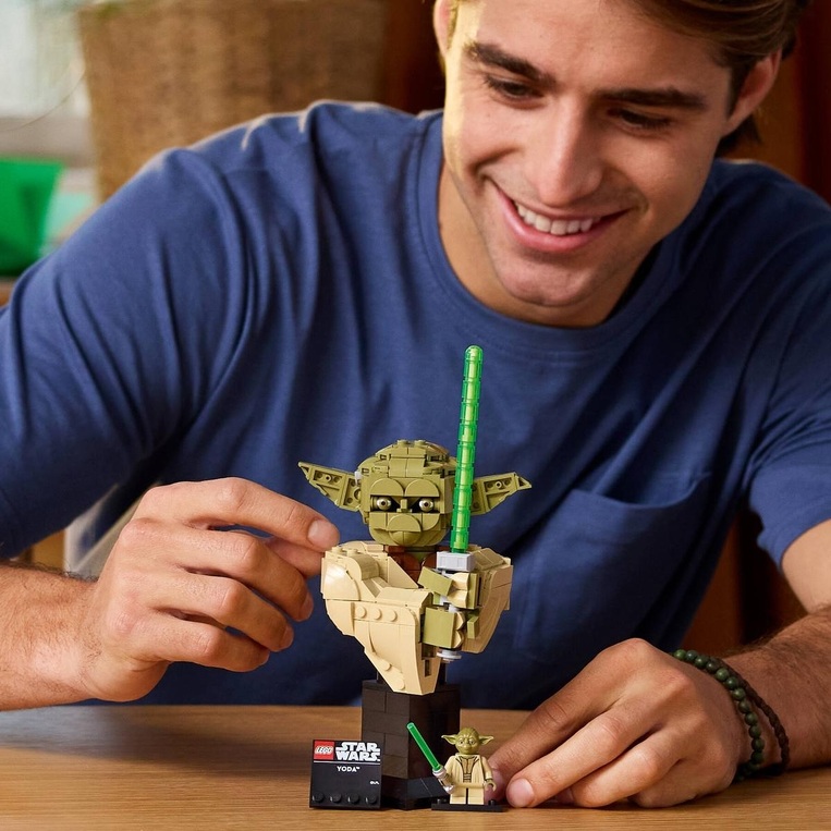 LEGO Star Wars Yoda Bust - 75438