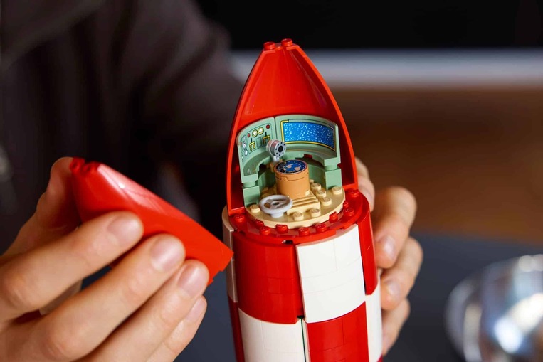 LEGO Ideas Tintin Moon Rocket - 21367