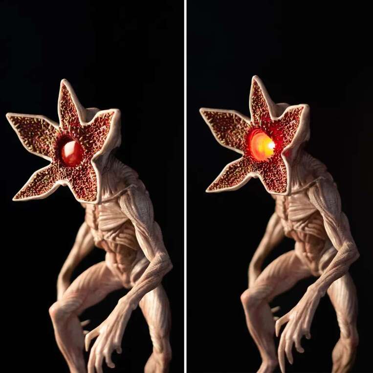 Stranger Things Demogorgon Lamp - LAMP020