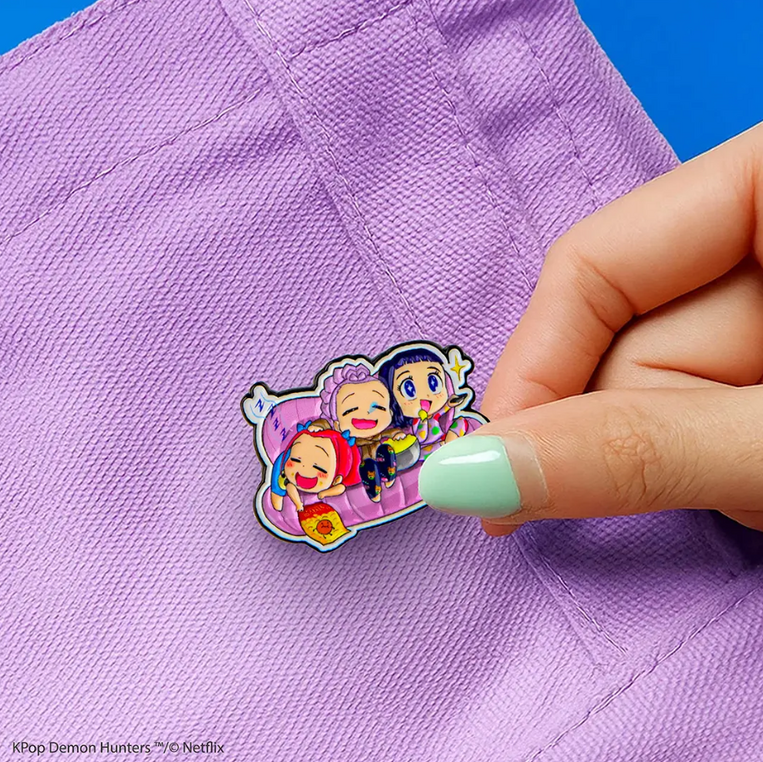KPop Demon Hunters Pin badge Couch Couch Couch - CR3136