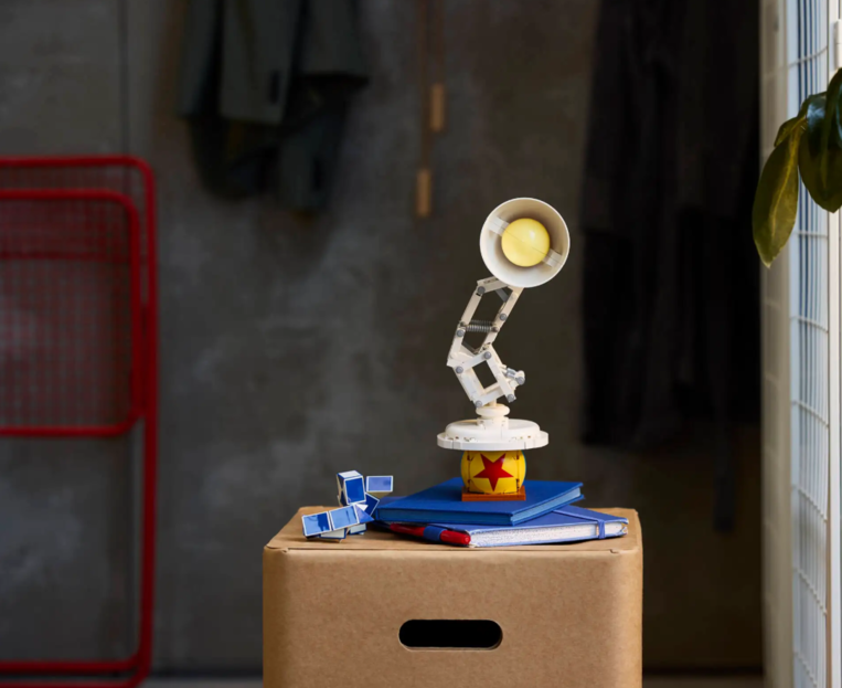 LEGO Ideas Disney Pixar Luxo JR. - 21357