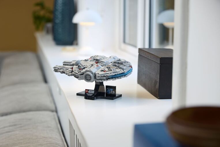 LEGO Star Wars Millennium Falcon - 75375