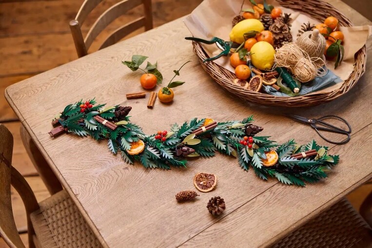 LEGO Icons Wreath - 10340